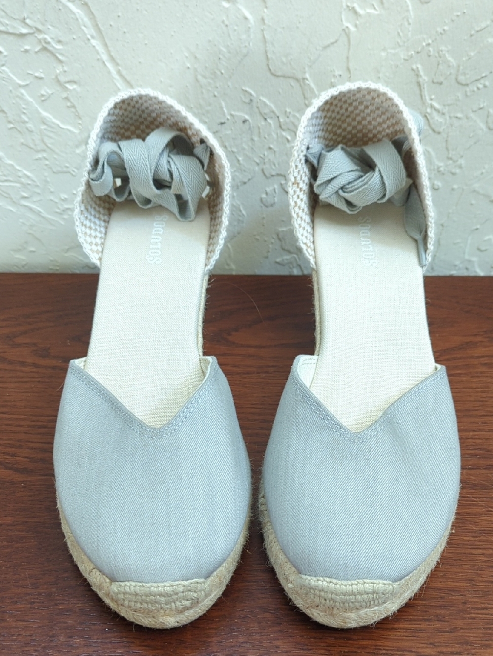 NEW Soludos Light Gray Lyon Espadrille Wedge Sandals with Ankle Tie Size 8 - Picture 2 of 9